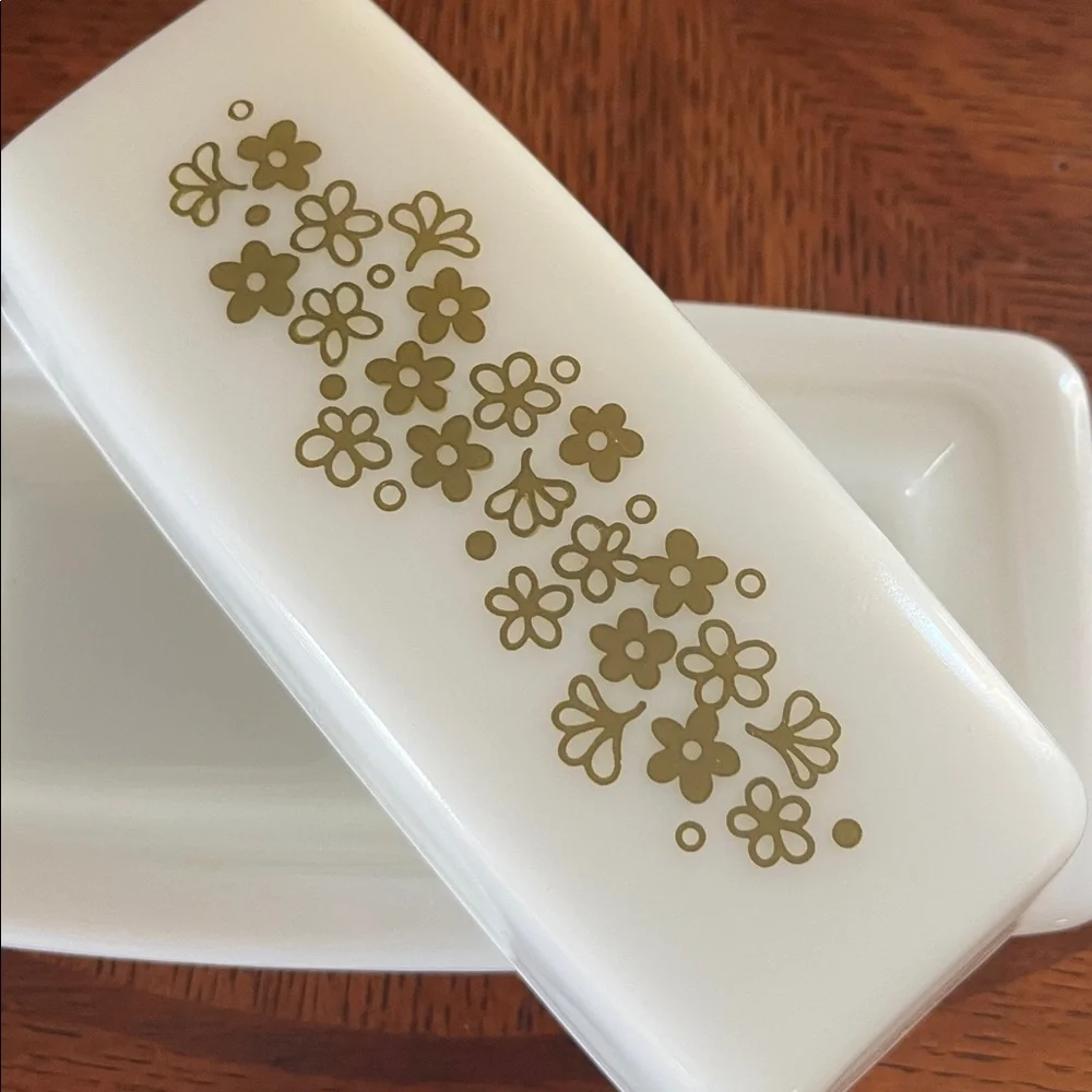 VTG Pyrex Crazy Daisy Spring Blossom Butter Dish w/Lid~Vintage Green~1/4 lb.~MCM